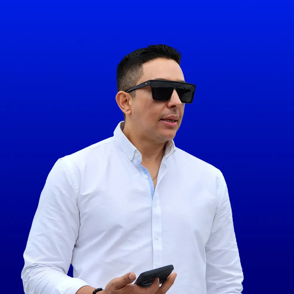 Carlos Alberti - CEO